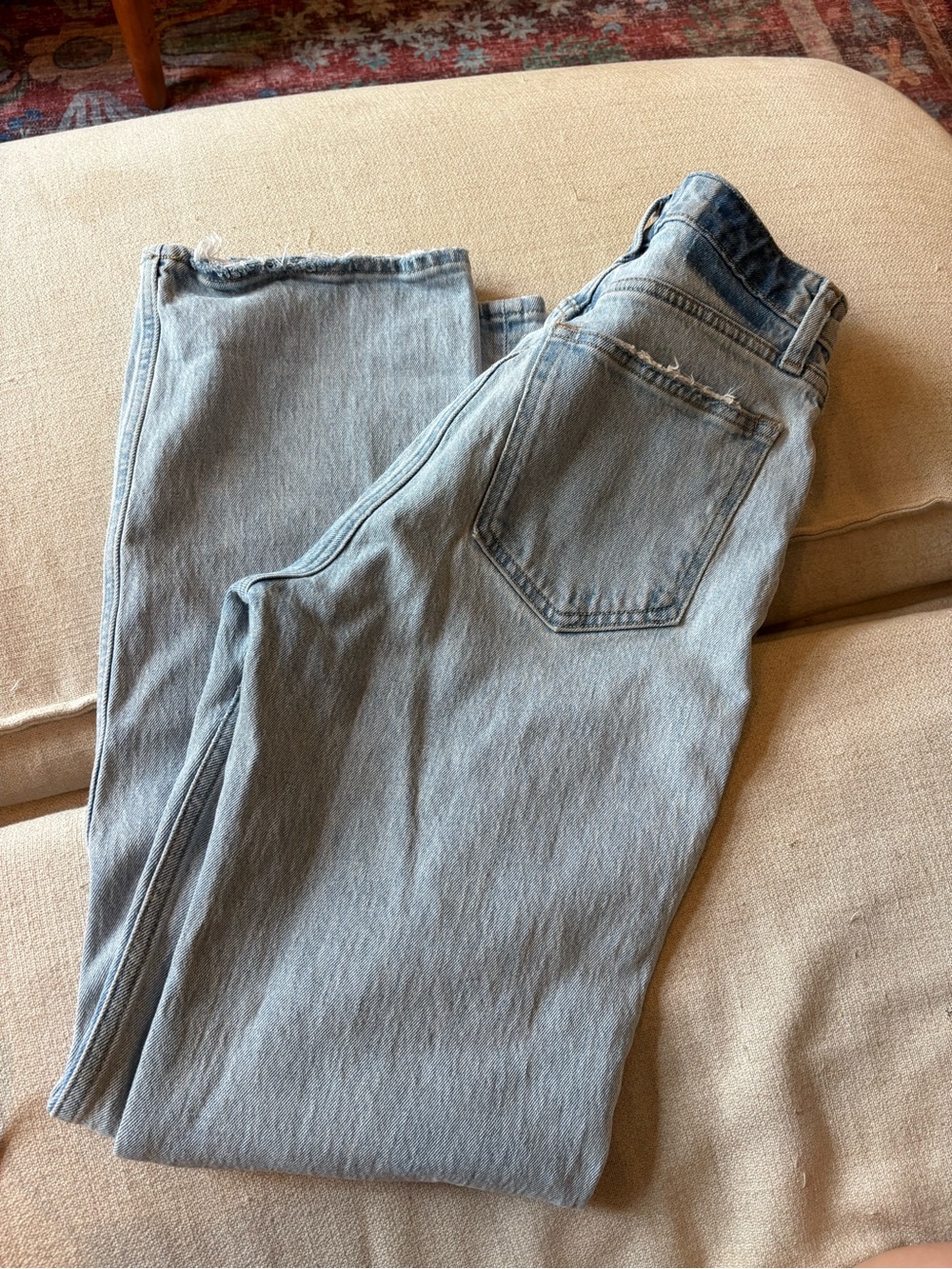 Abercrombie & Fitch 90’s Relaxed Jean High Rise - Picture 3 of 3